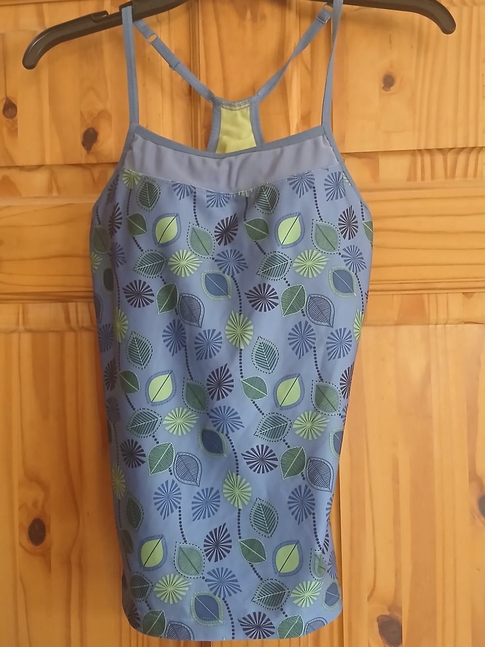 Moving Comfort Bluish Purple Floral Leaf Print Activewear Tank Top